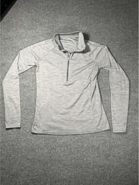 Under Armour Women's Lightweight Gray Quarter-Zip Pullover